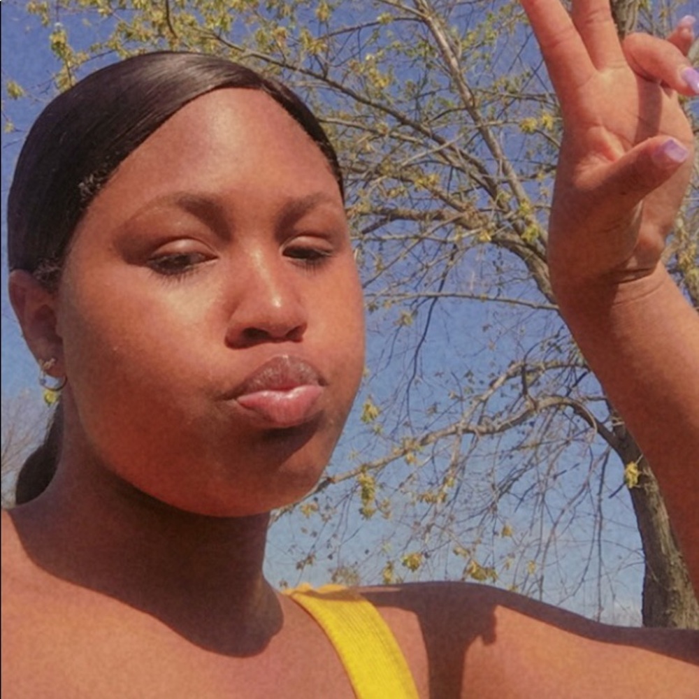 Meet your Posher, Jenniah